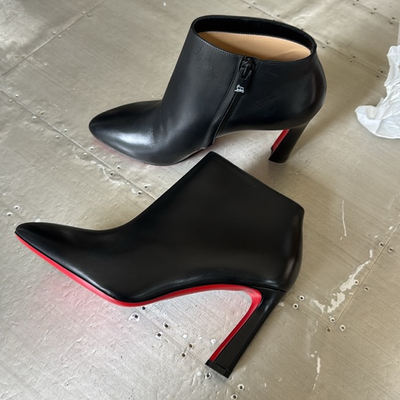 Christian Louboutin Eleonor 85mm black leather classic boot bootie sz 38 - Picture 4 of 12